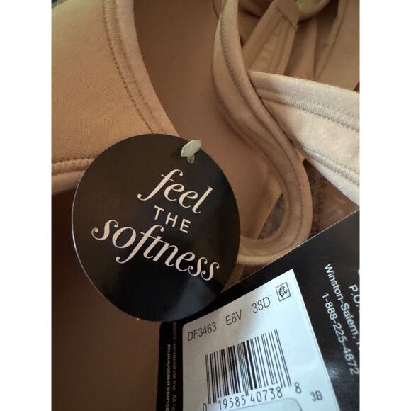 Bali Women's Comfort Revolution Wirefree Bra Beige Size 38D - Picture 5 of 6